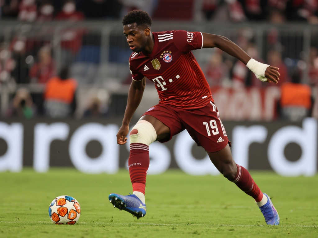 乌帕梅卡诺深陷罗本式伤病困扰,仍坚持随队挑战多特! 乌帕梅卡诺深陷罗本式伤病困扰,仍坚持随队挑战多特!